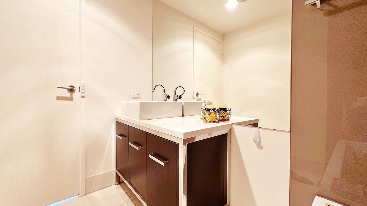 Photo of Bathroom in Patterson Lakes