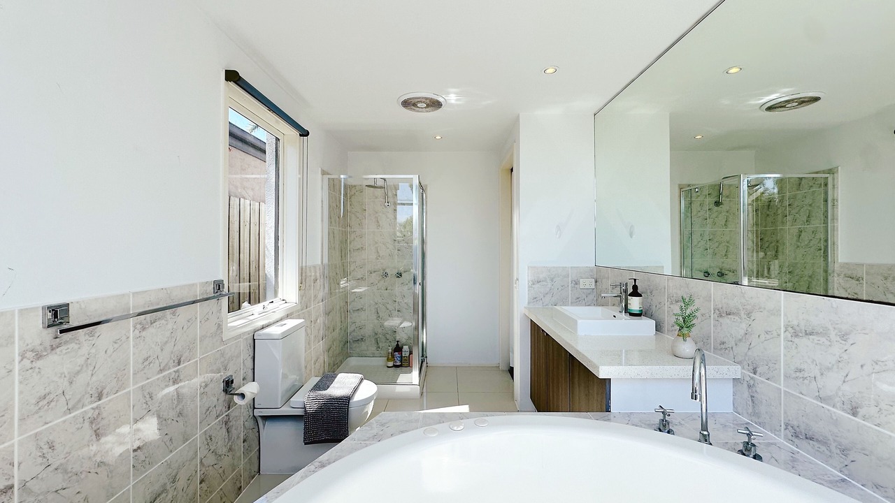 Photo of Bathroom in Patterson Lakes