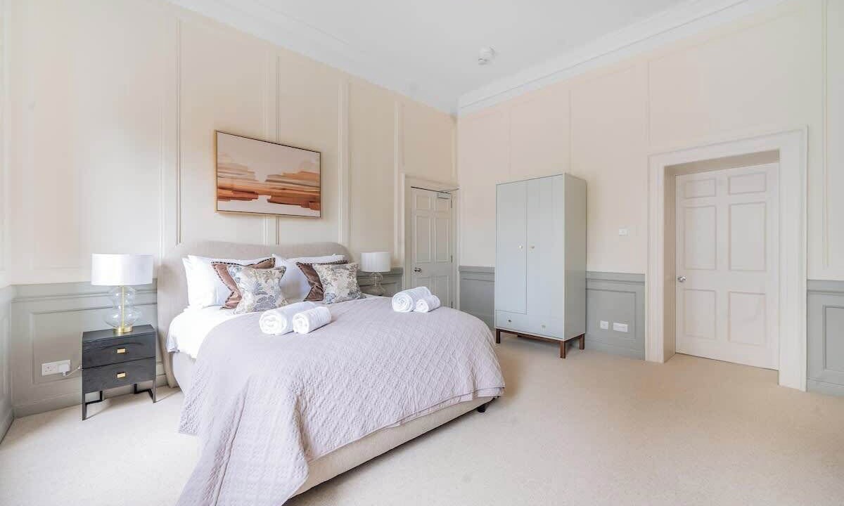 Photo of Bedroom in Bath