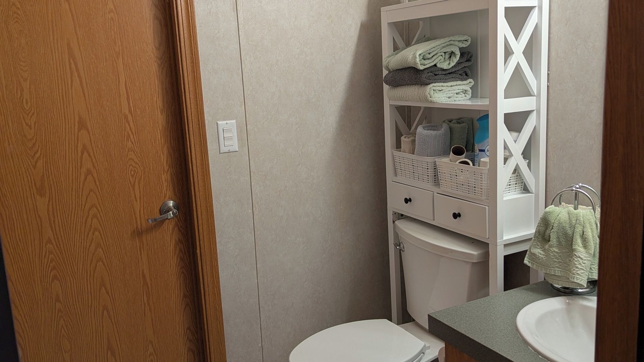 Photo of Bathroom in Oak Harbor