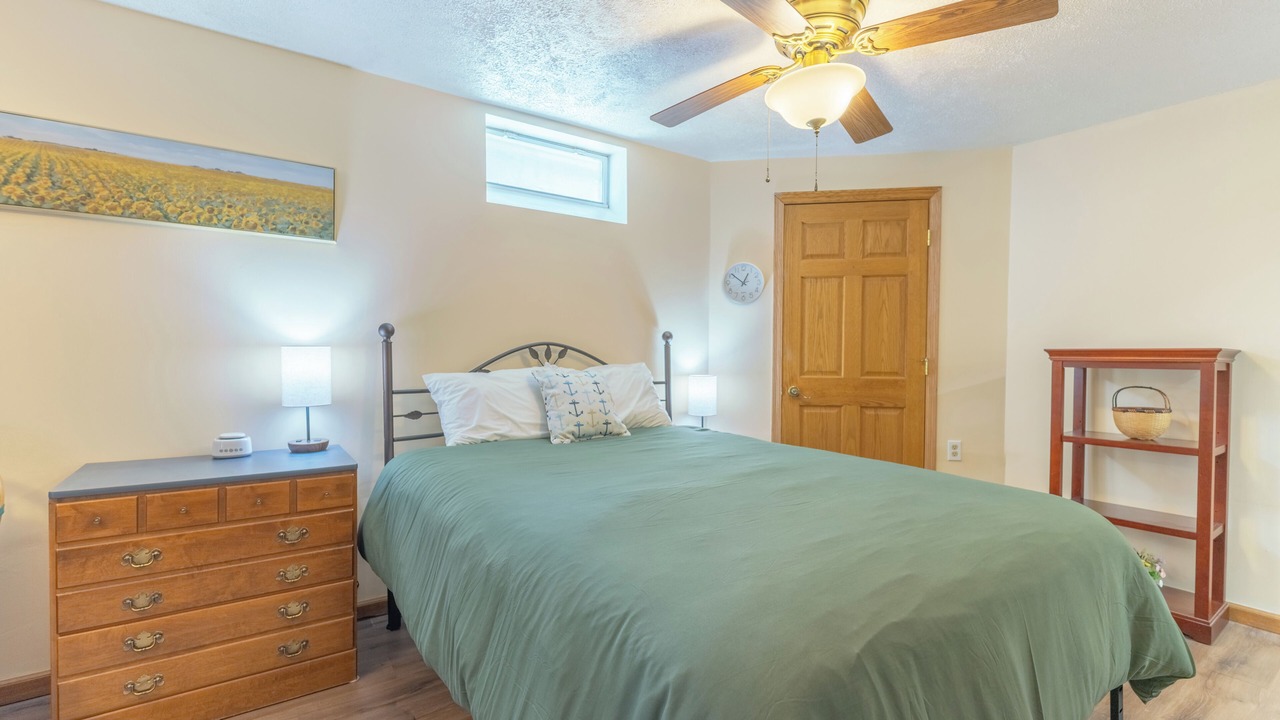 Photo of Bedroom in Paw Paw