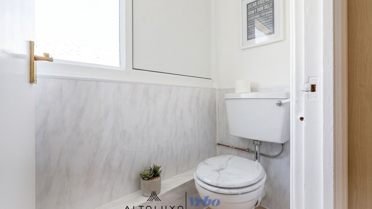 Photo of Bathroom in Little Stoke
