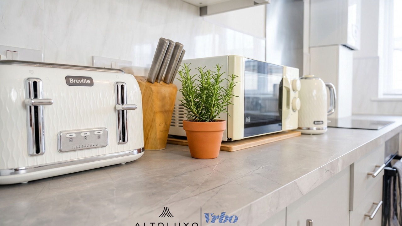 Photo of Kitchen in Little Stoke