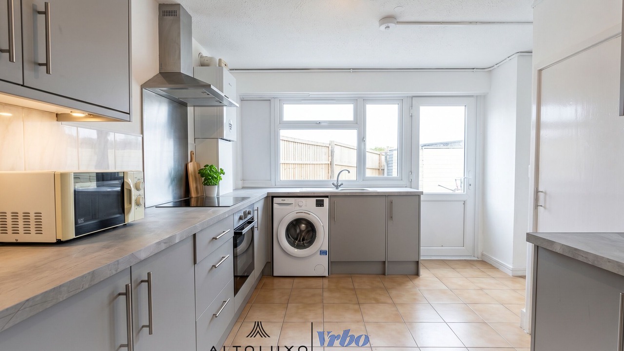 Photo of Kitchen in Little Stoke