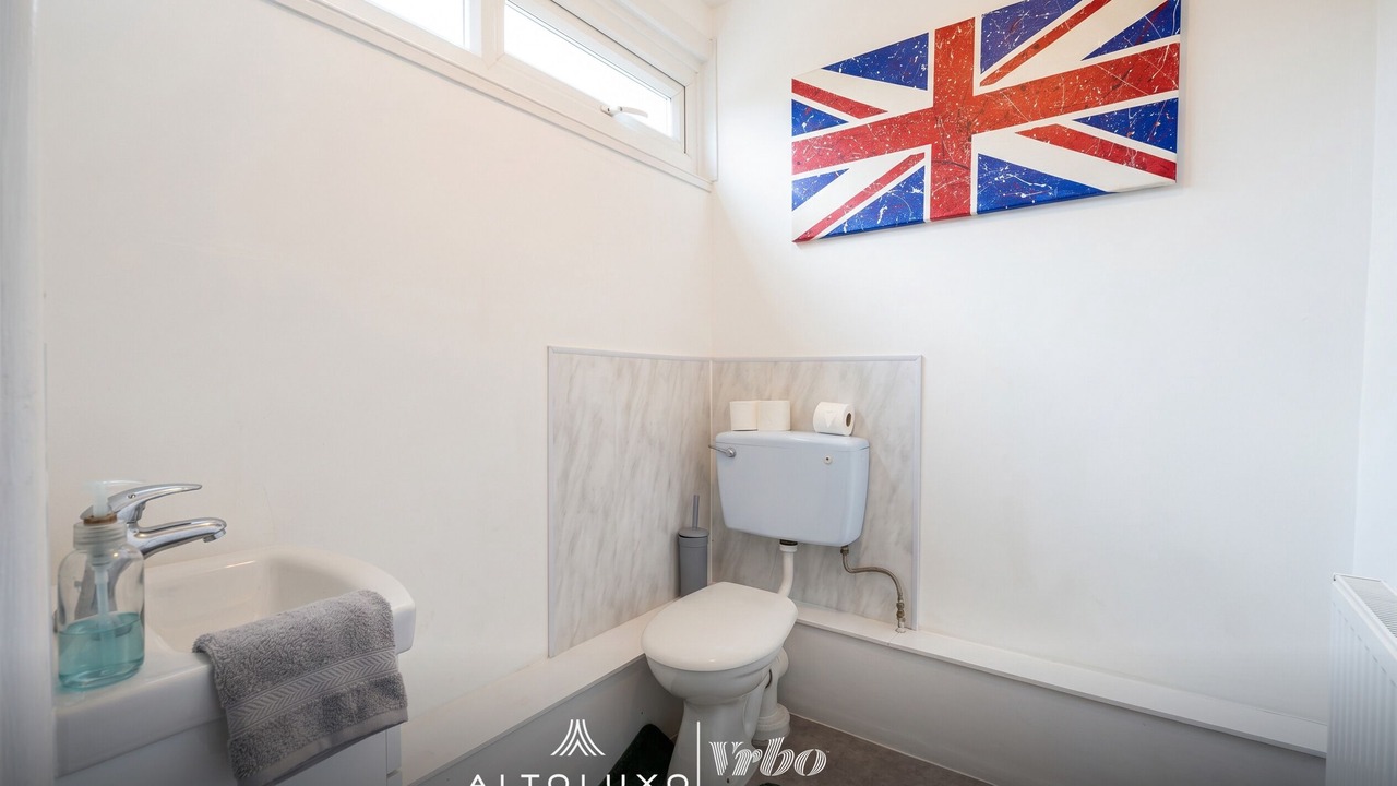 Photo of Bathroom in Little Stoke