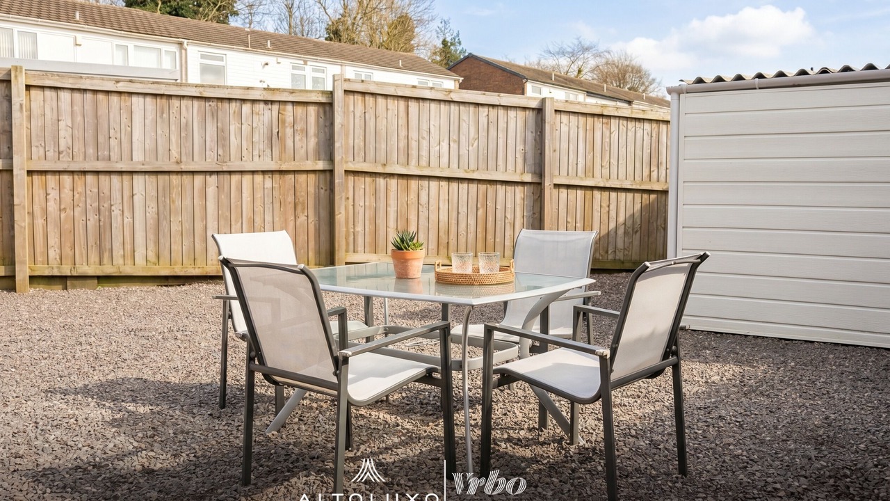 Photo of Outdoor in Little Stoke
