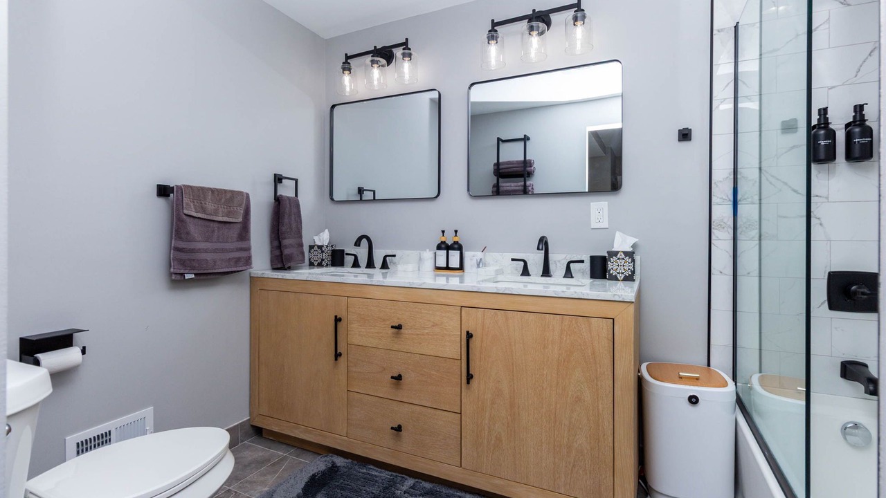 Photo of Bathroom in Wayne County