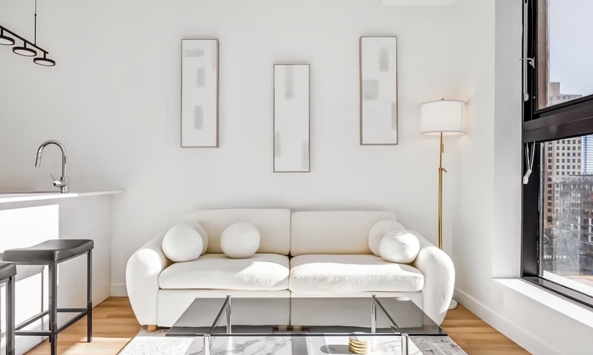 Photo of Livingroom in Mount Pleasant