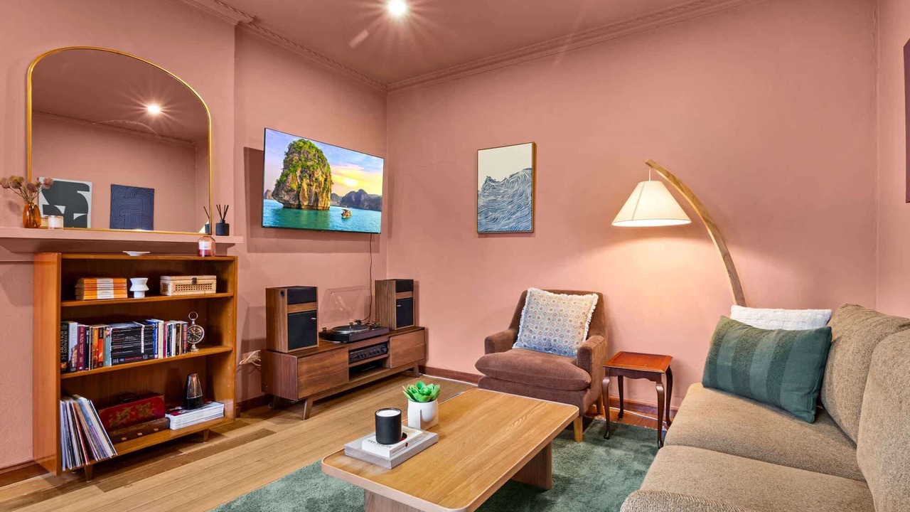 Photo of Livingroom in East Melbourne