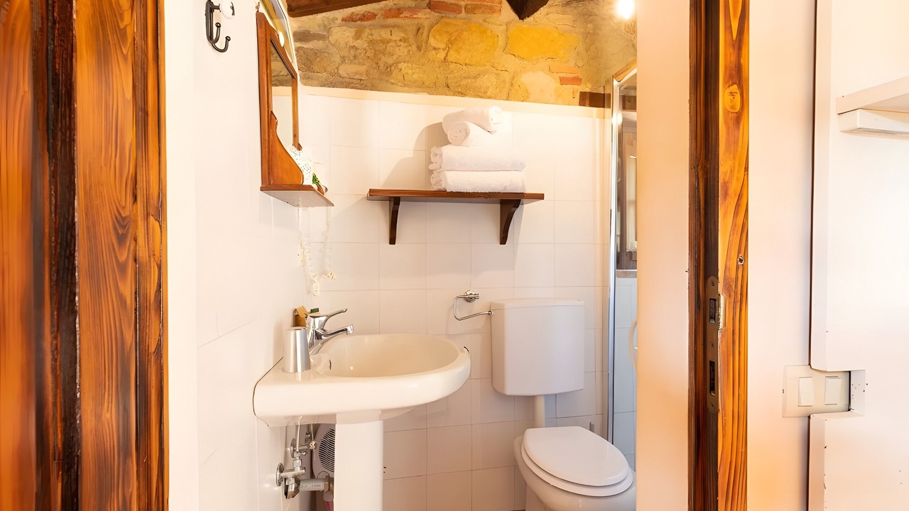 Photo of Bathroom in Castiglion Fiorentino