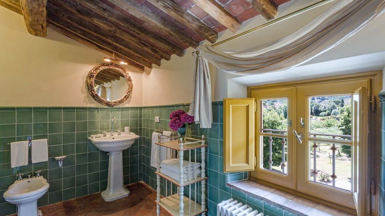 Photo of Bathroom in Guamo
