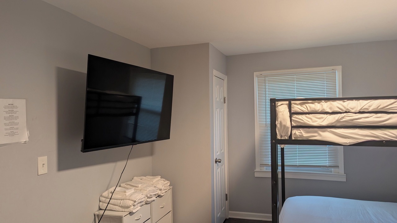 Photo of Bedroom in Romulus