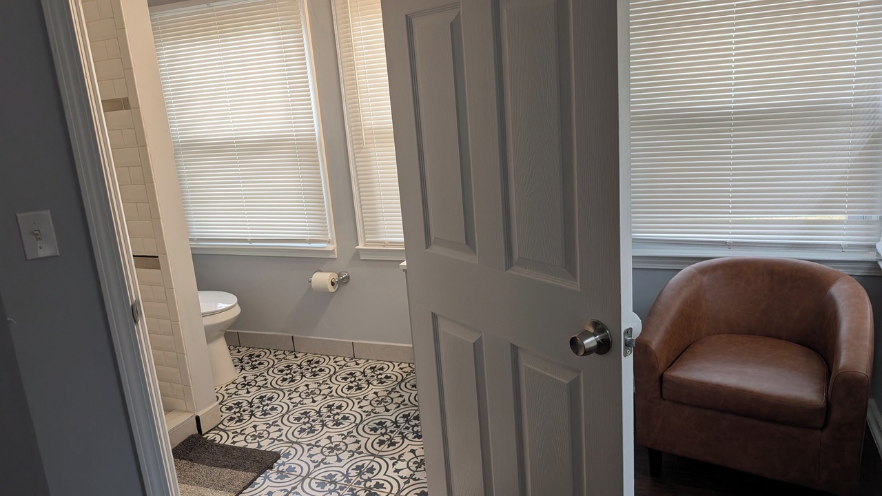 Photo of Bathroom in Romulus