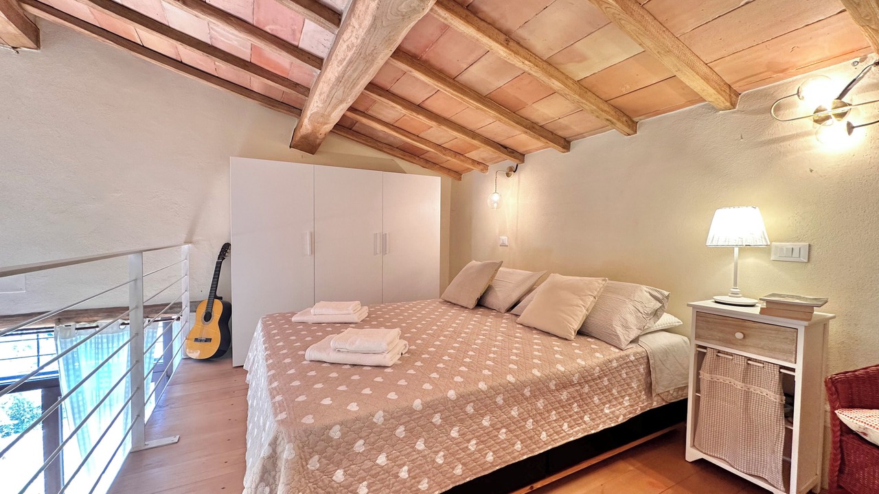 Photo of Bedroom in Montalcino