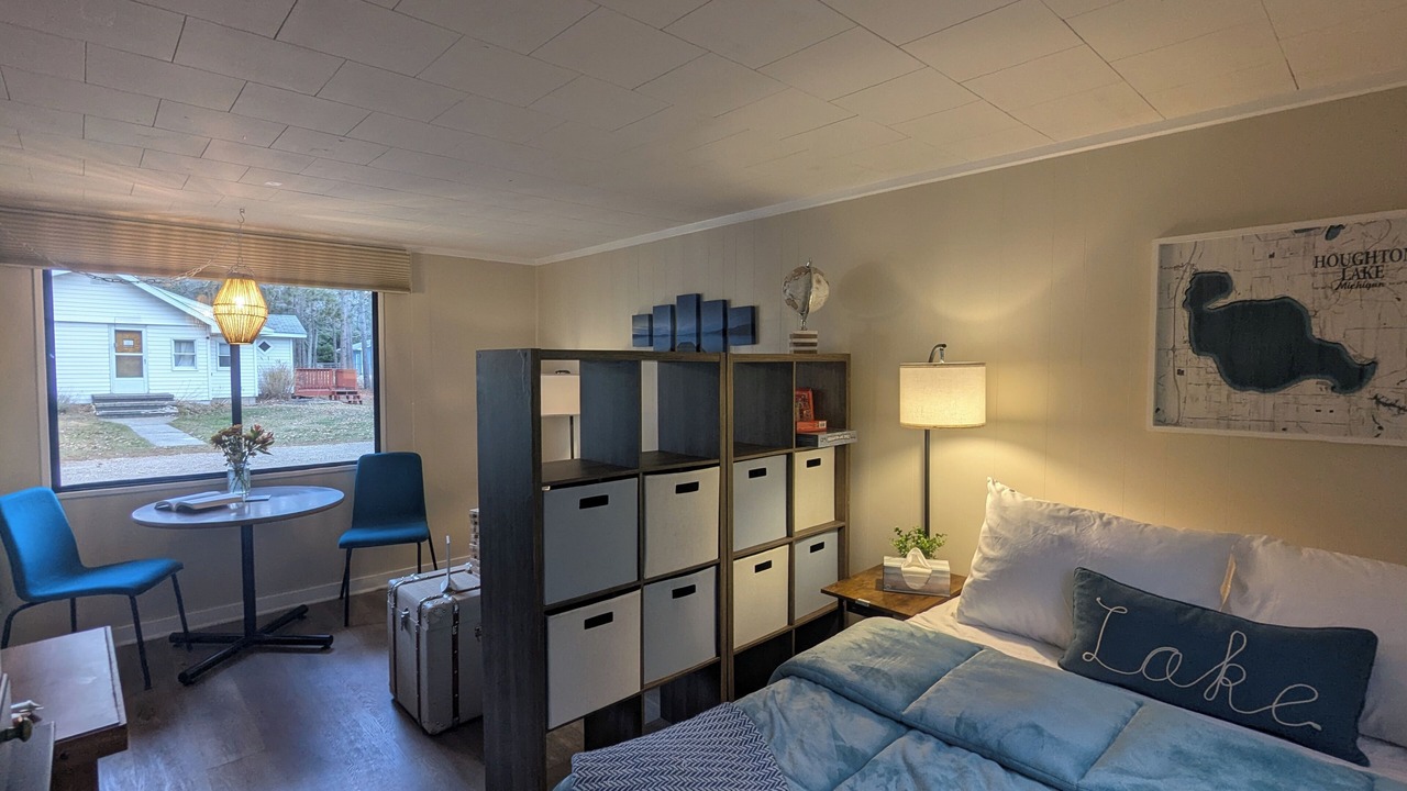 Photo of Bedroom in Prudenville