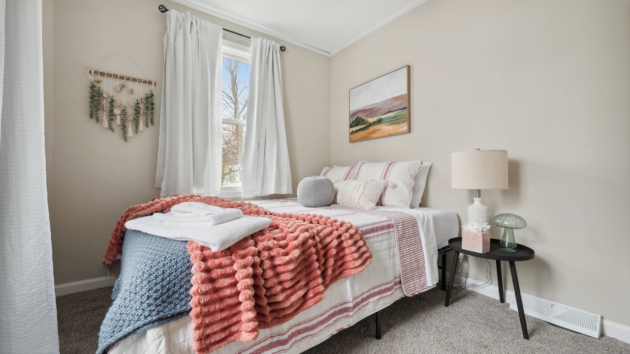 Photo of Bedroom in Toledo