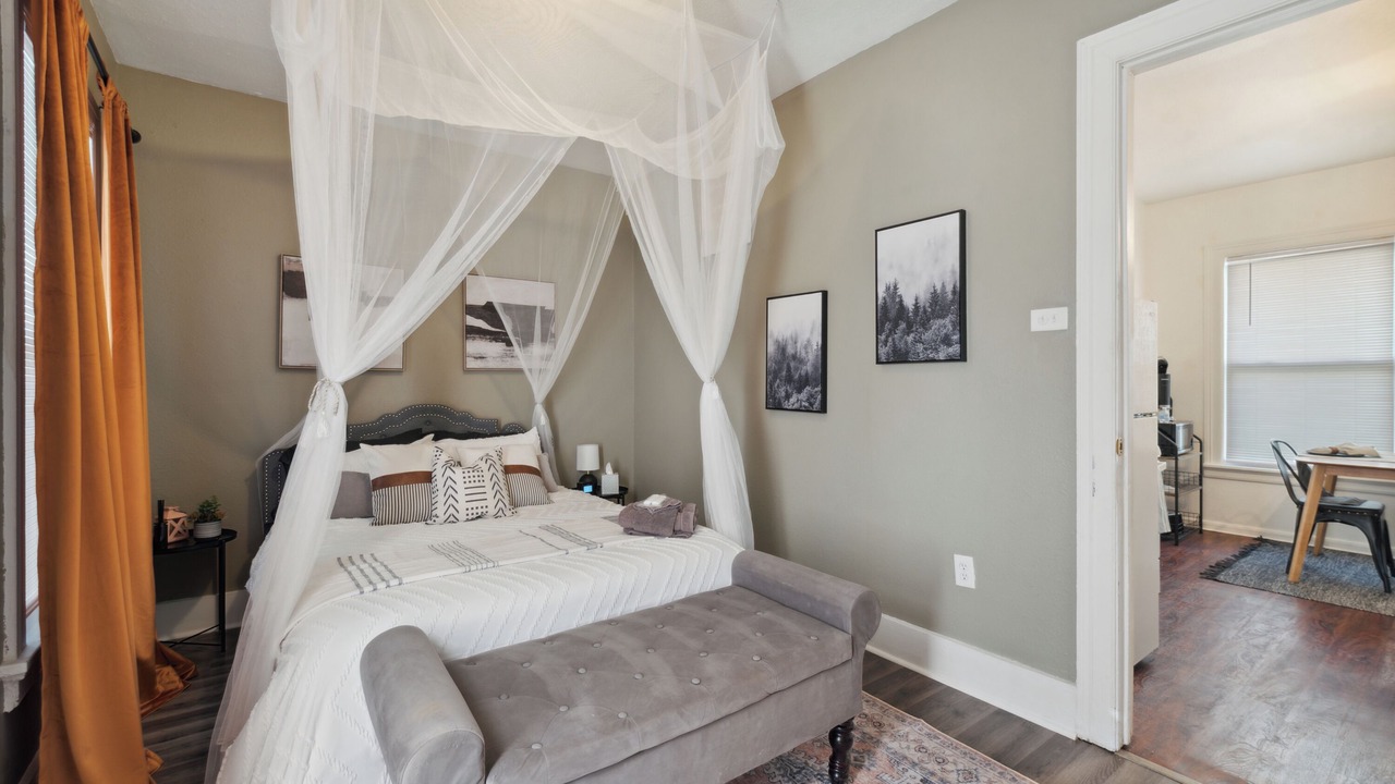 Photo of Bedroom in Rossford