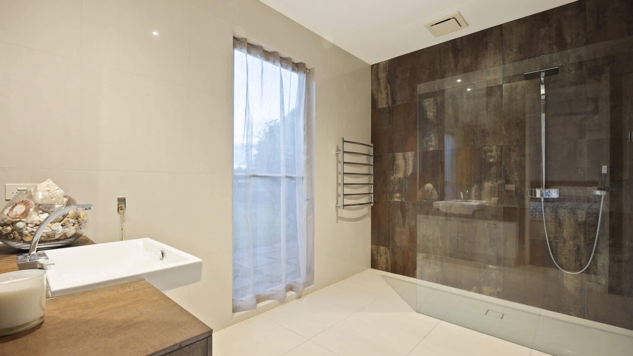 Photo of Bathroom in Balnarring Beach
