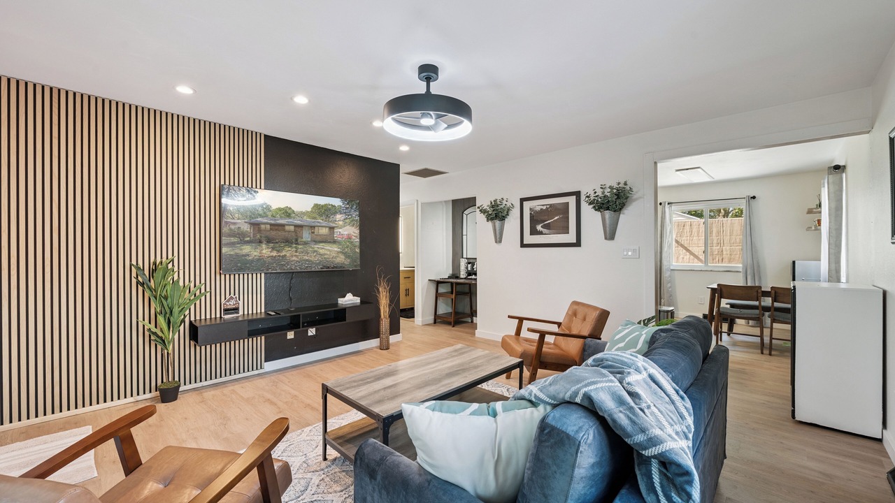 Photo of Livingroom in Sylvania
