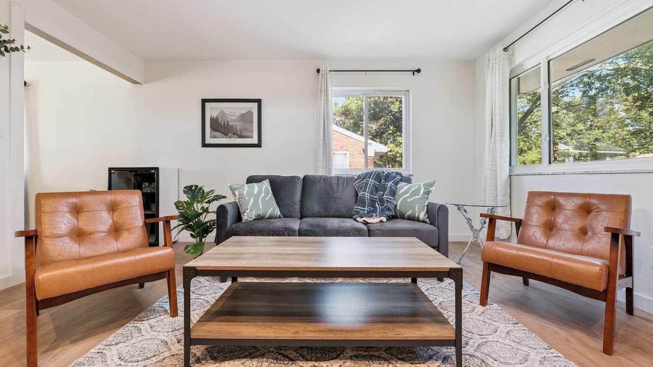 Photo of Livingroom in Sylvania