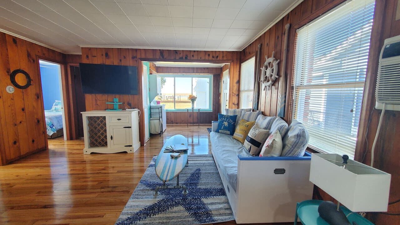 Photo of Livingroom in Anchorville