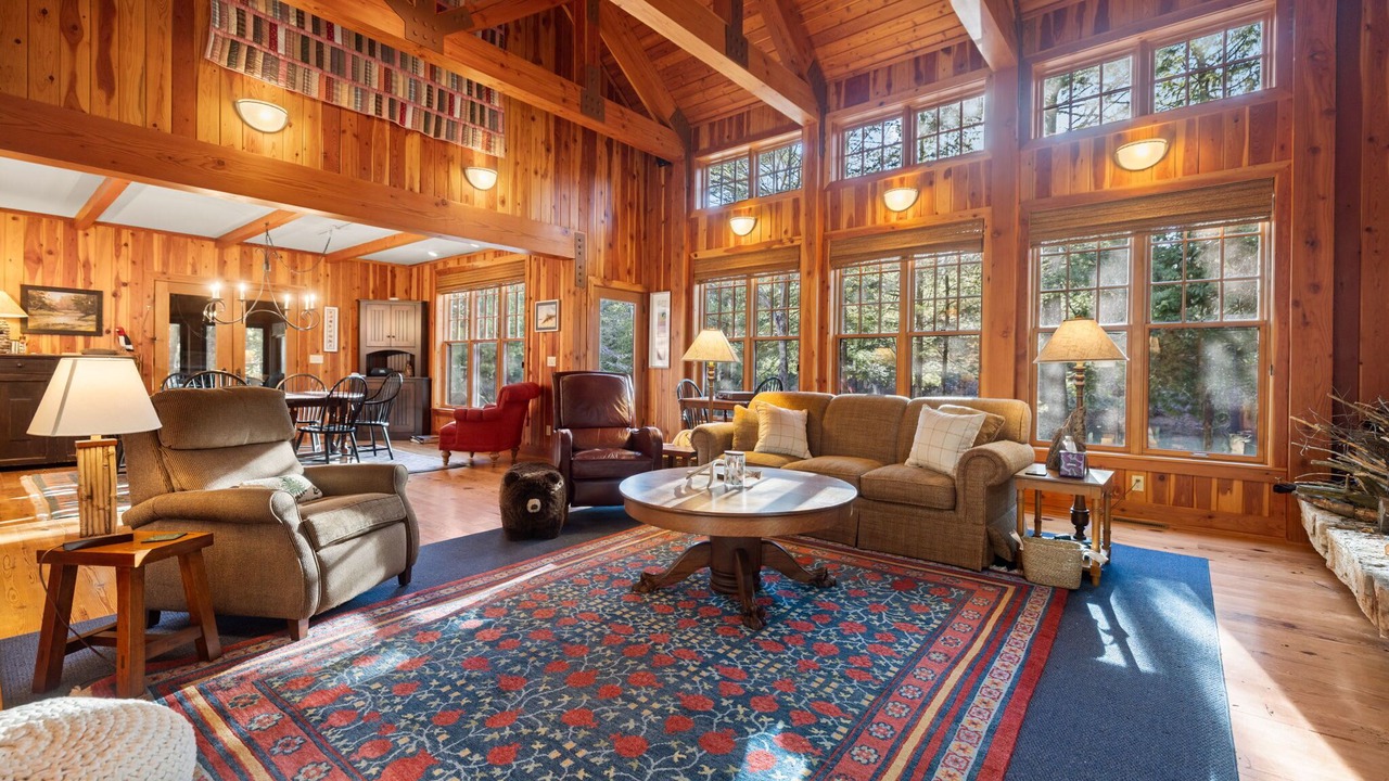 Photo of Livingroom in Glen Arbor
