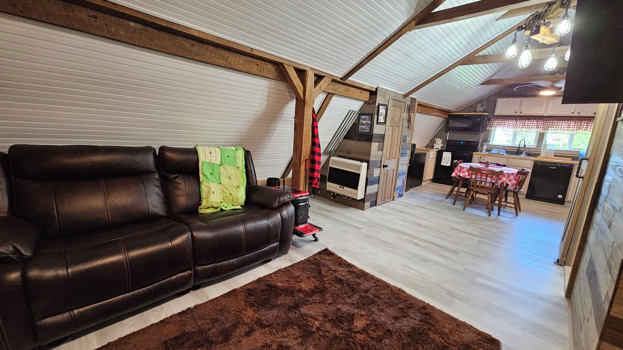 Photo of Livingroom in Oak Harbor