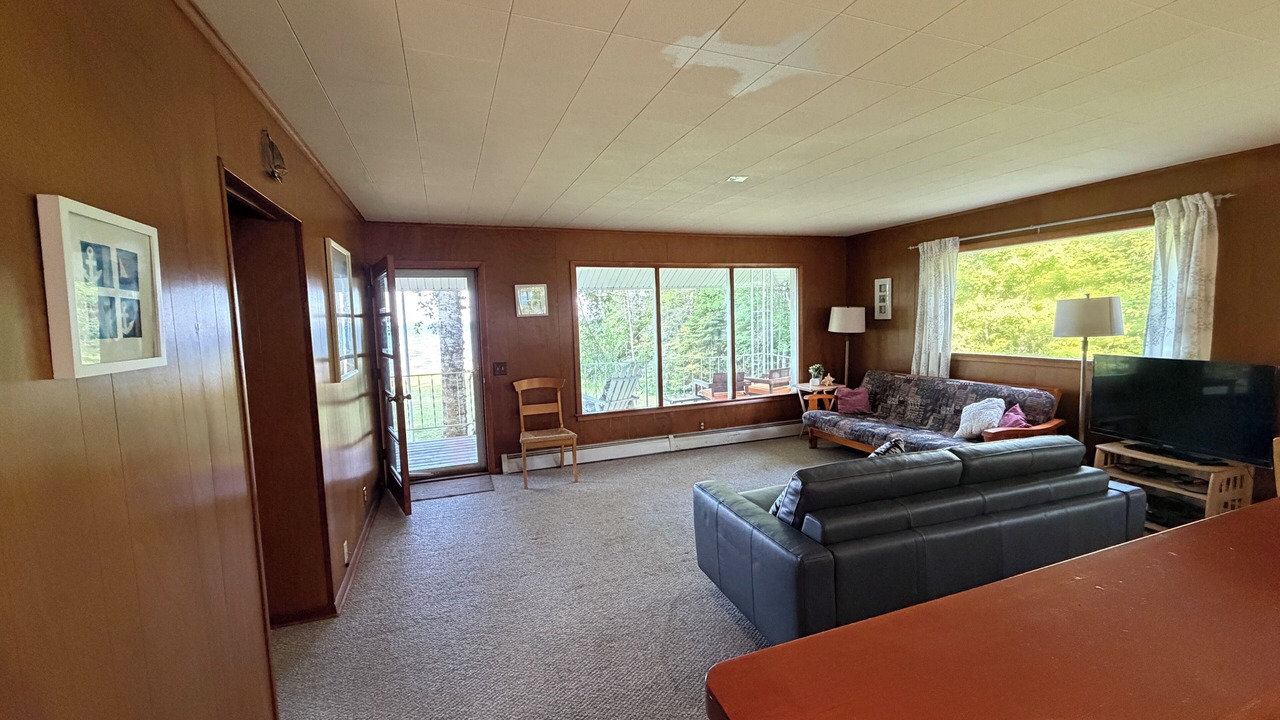 Photo of Livingroom in Cheboygan