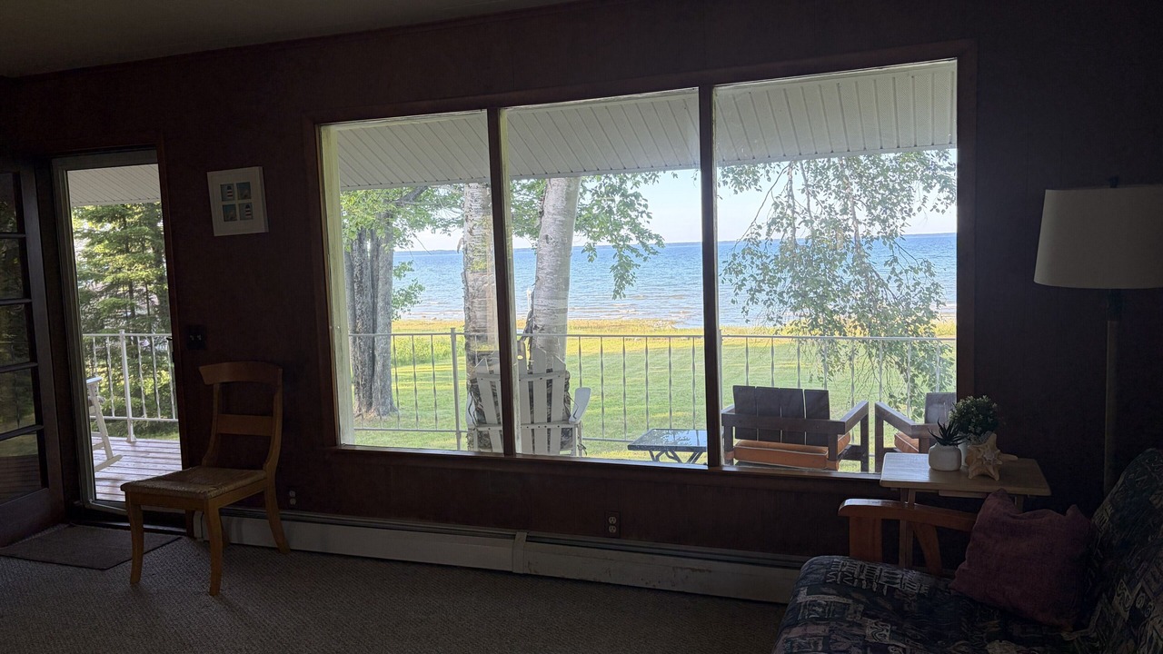 Photo of Livingroom in Cheboygan