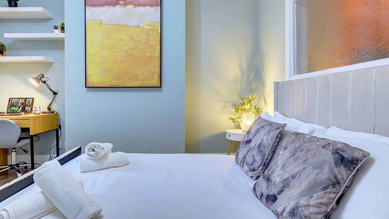 Photo of Bedroom in Smethwick