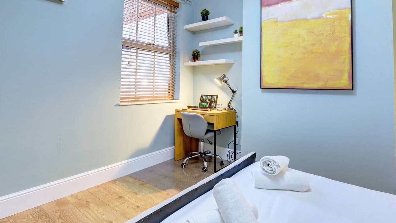 Photo of Bedroom in Smethwick