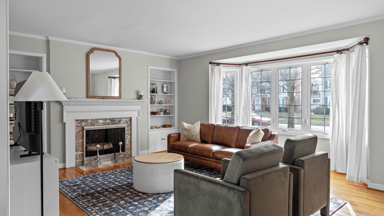 Photo of Livingroom in Ottawa Hills