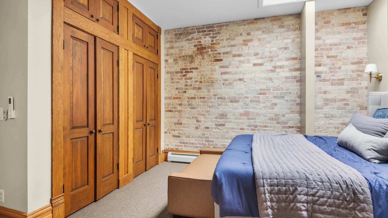 Photo of Bedroom in Elk Rapids