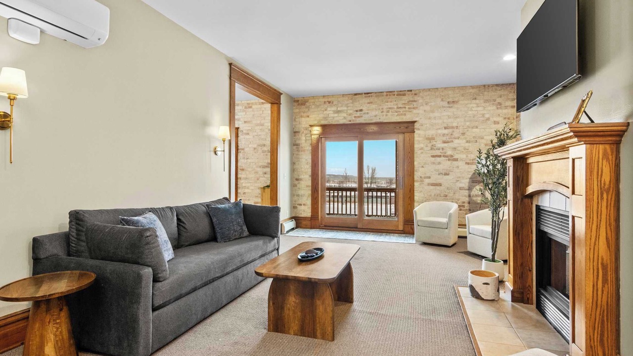 Photo of Livingroom in Elk Rapids