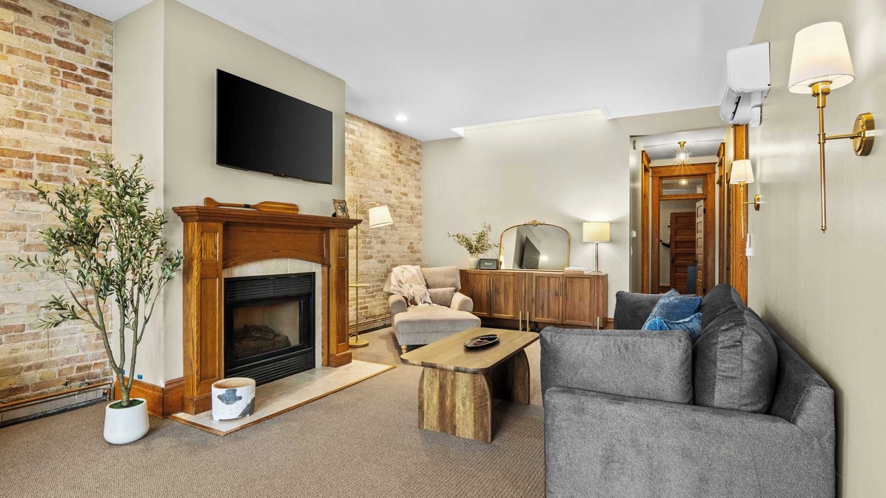 Photo of Livingroom in Elk Rapids
