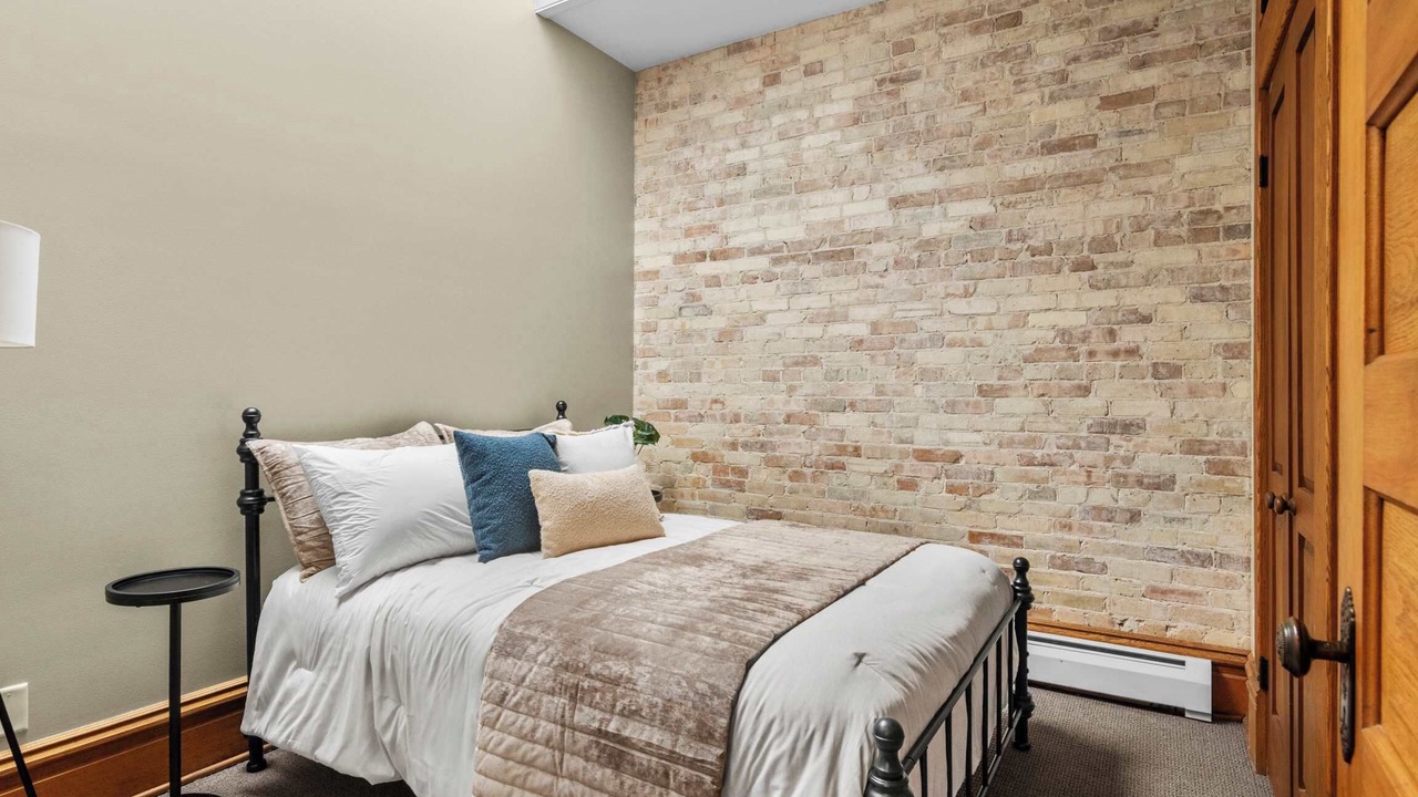 Photo of Bedroom in Elk Rapids
