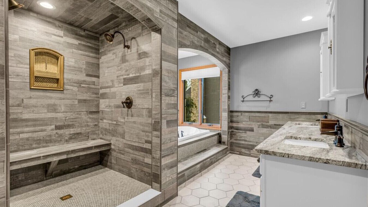 Photo of Bathroom in Lexington
