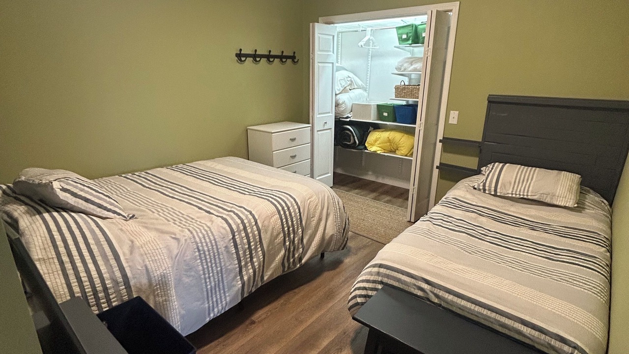 Photo of Bedroom in Sister Lakes