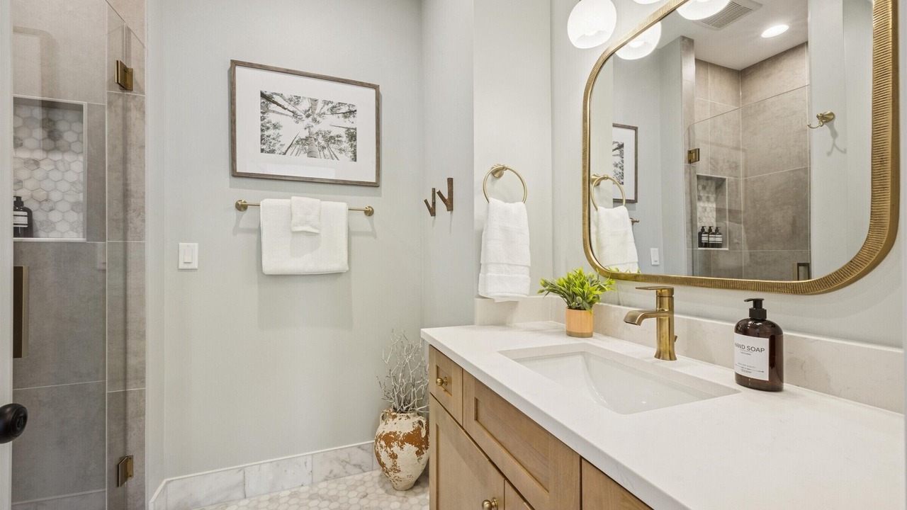 Photo of Bathroom in La Grange