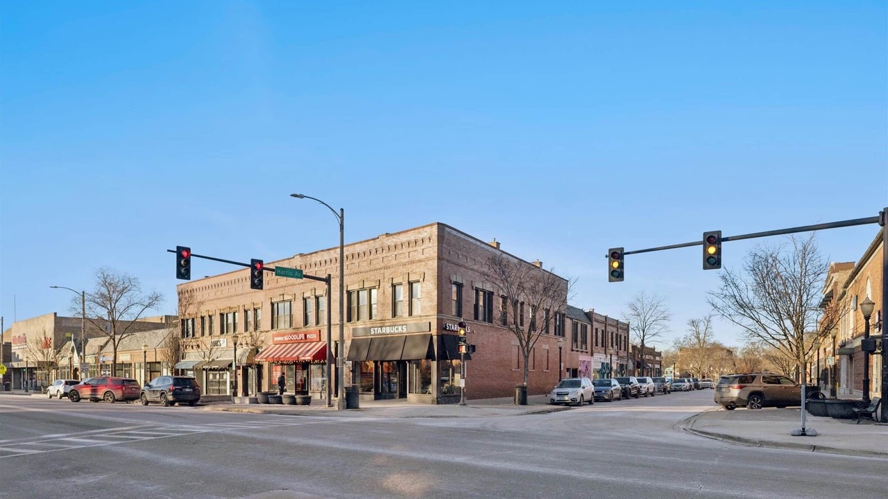 Photo of Others in La Grange