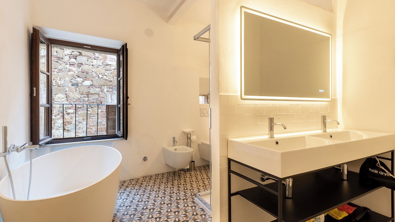 Photo of Bathroom in Pienza