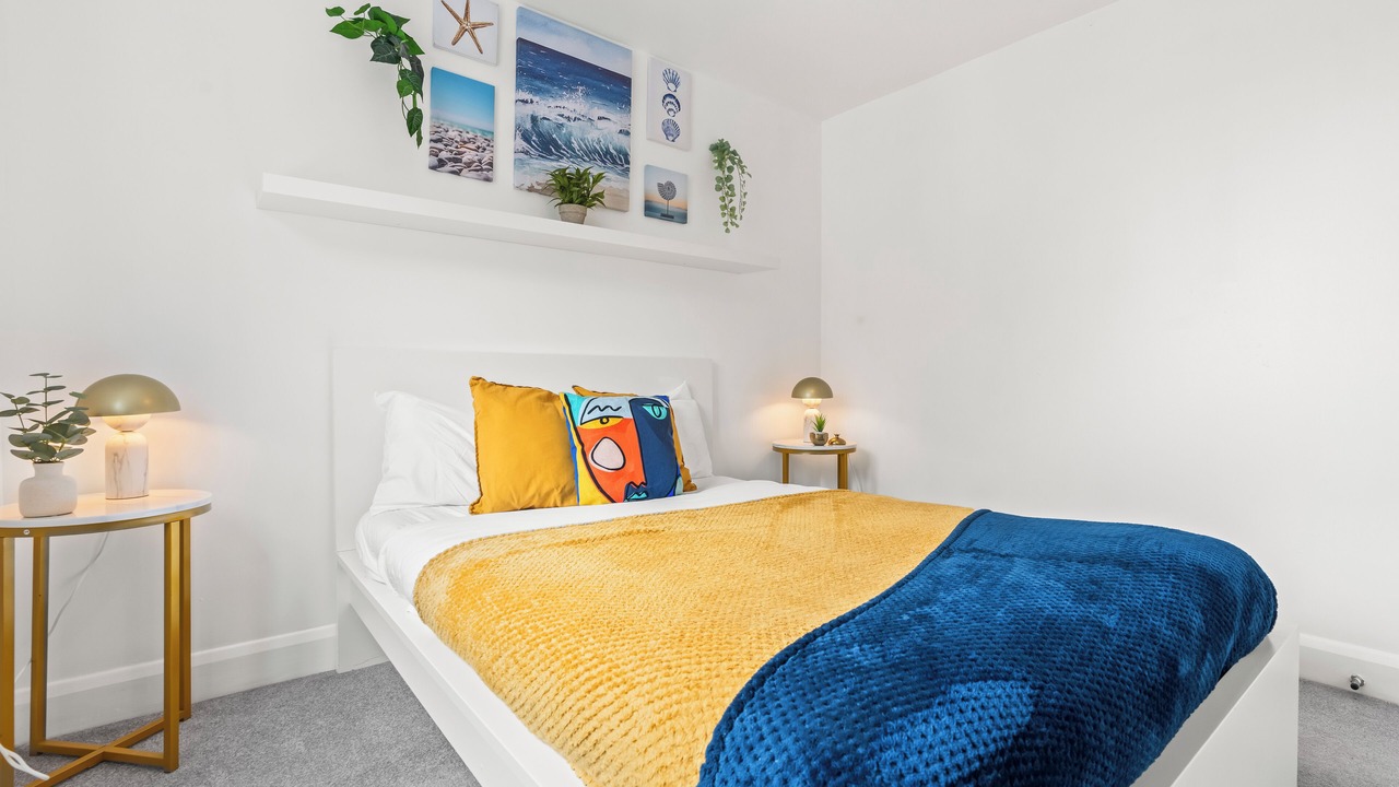Photo of Bedroom in Brierley Hill