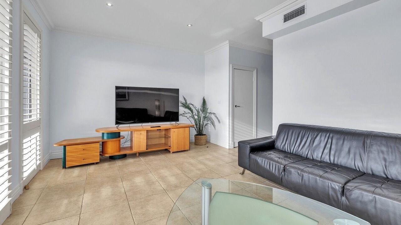 Photo of Livingroom in Patterson Lakes