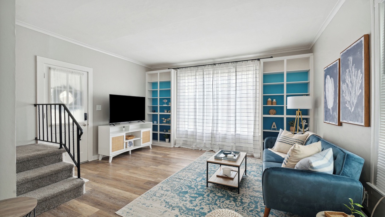 Photo of Livingroom in Maumee