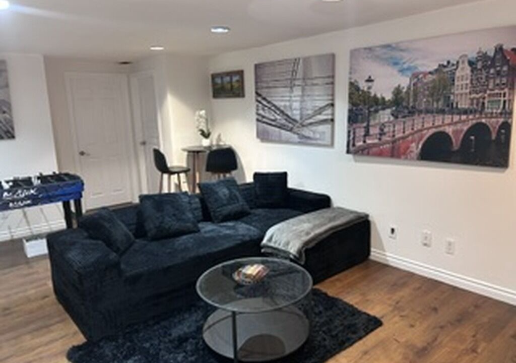 Photo of Livingroom in Calgary