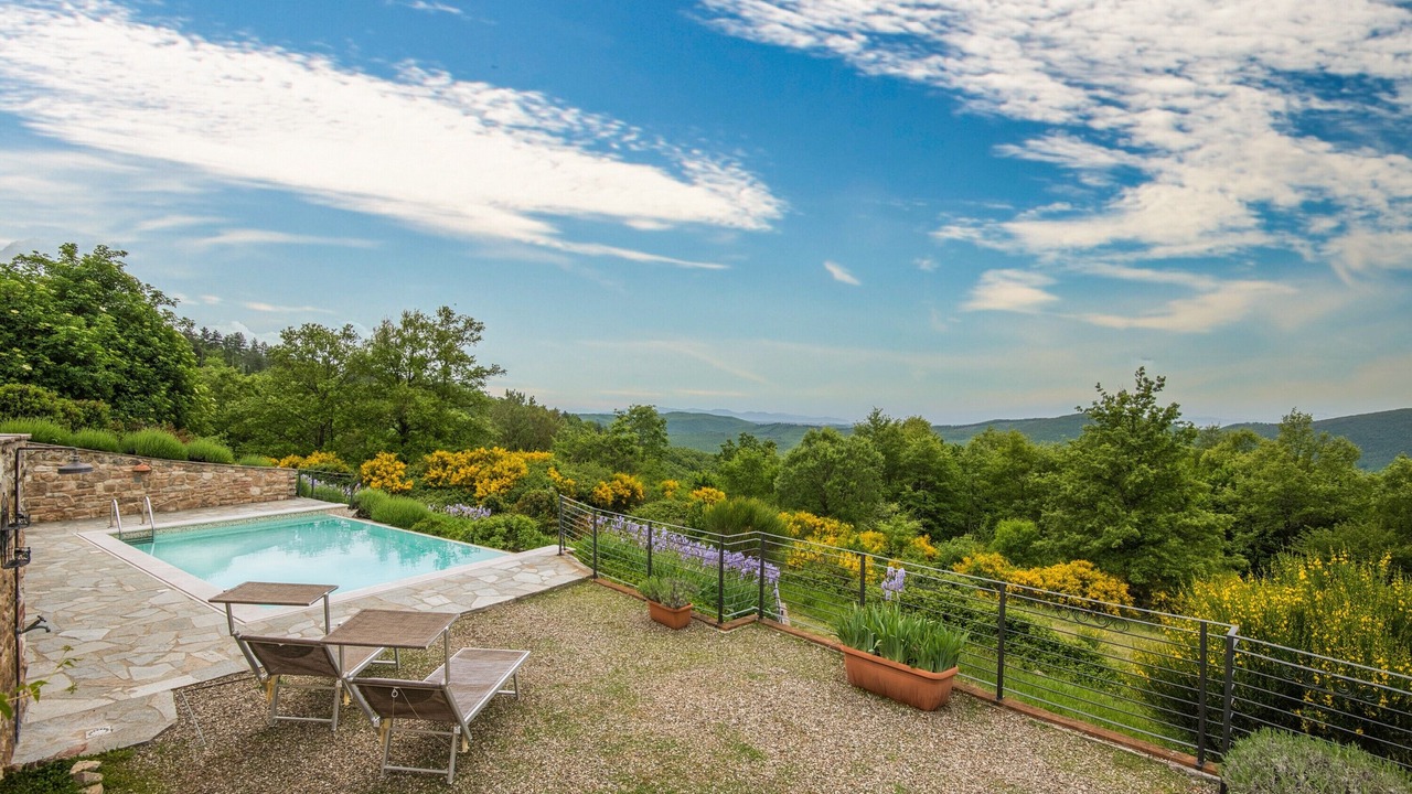 Photo of Outdoor in Montieri