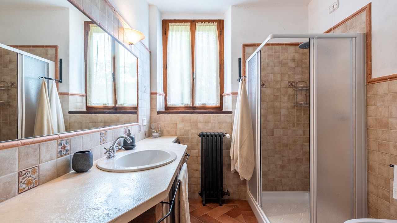 Photo of Bathroom in Montieri