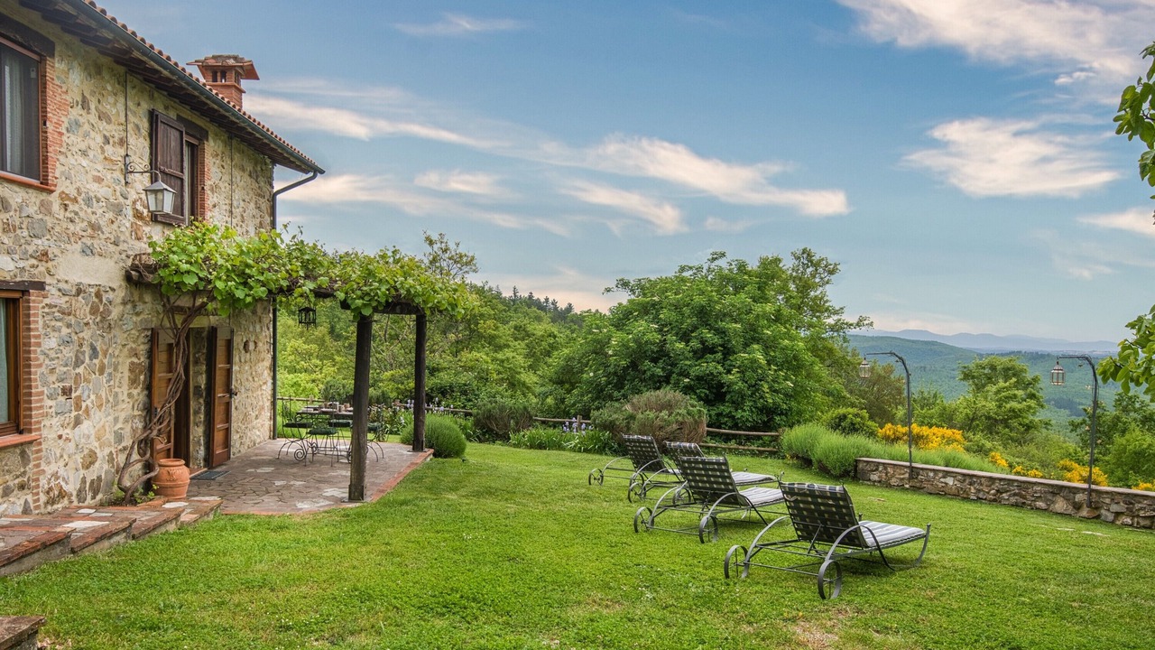 Photo of Patio Balcony in Montieri