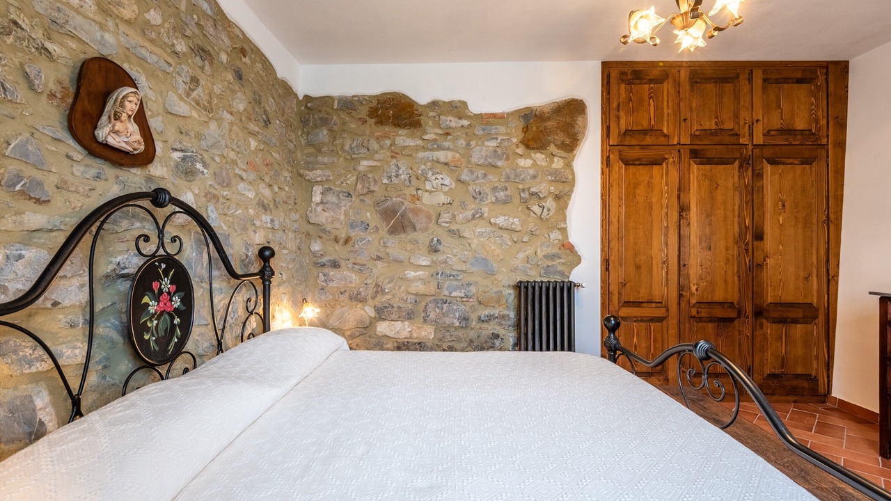 Photo of Bedroom in Montieri