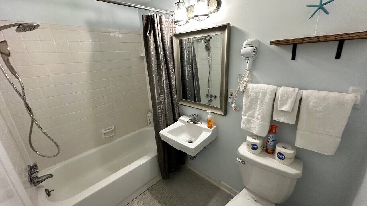 Photo of Bathroom in Lexington